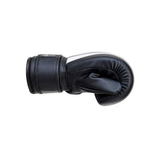 Load image into Gallery viewer, Sting Armalite Bag Mitt
